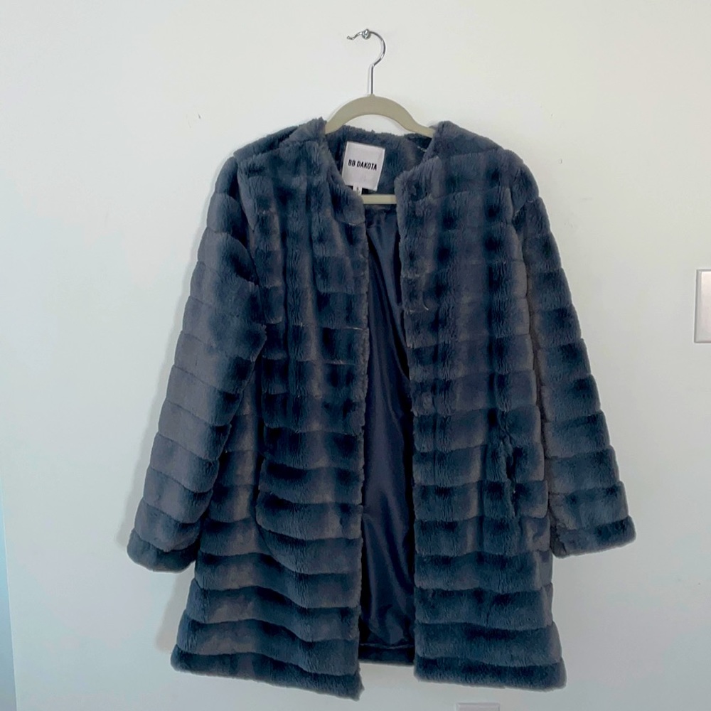 Faux Fur Jacket BB DAKOTA BY STEVE MADDEN in color Iris Blue and size S